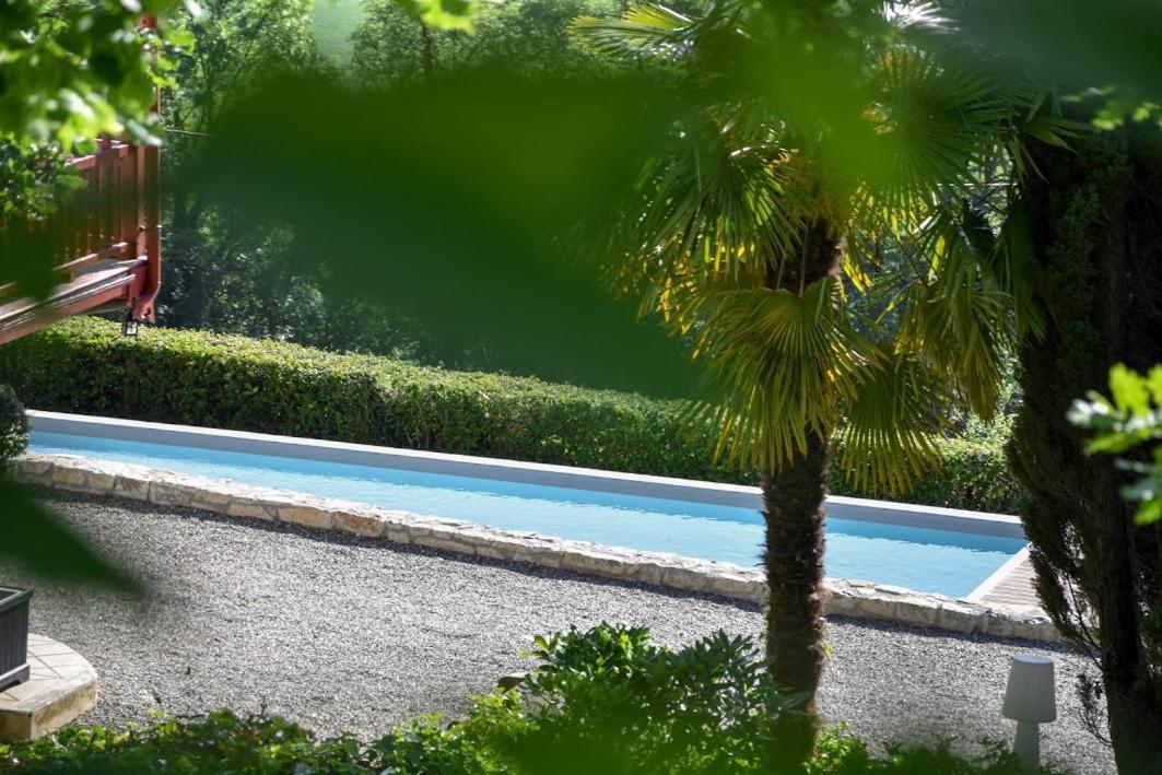 Le Chalet Des Pyrenees St Savin Saint-Savin  ภายนอก รูปภาพ